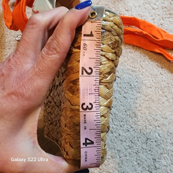 Lace up Wedge Sandle size 6. - Picture 9 of 12